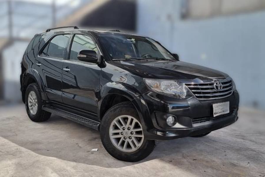 SUV ejecutiva de Dacartours, la unidad de la agenda de directivos