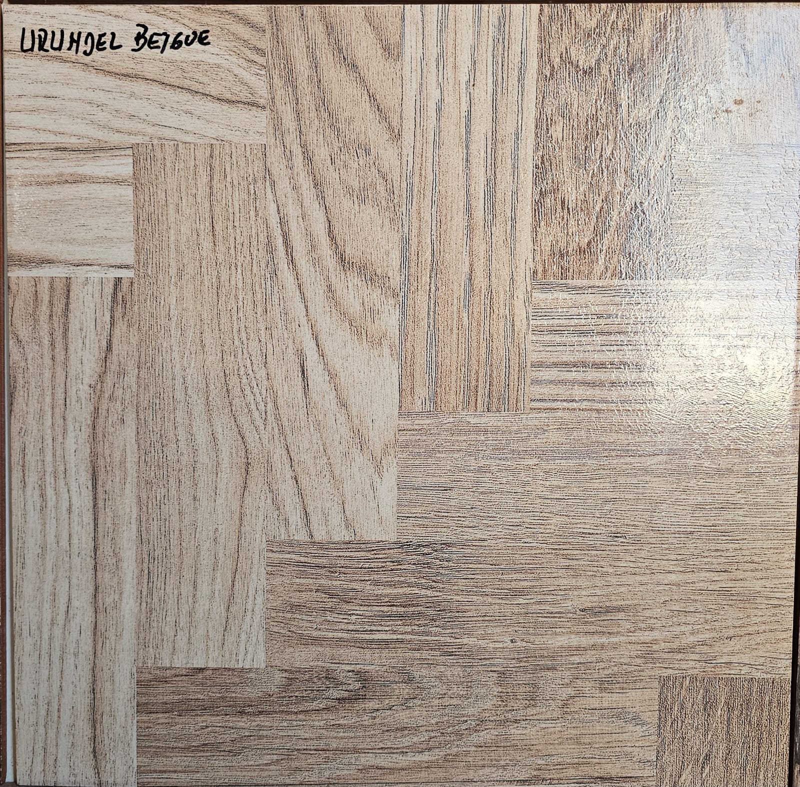 Imagen de Urundel 43x43 (Cerámica Salteña)