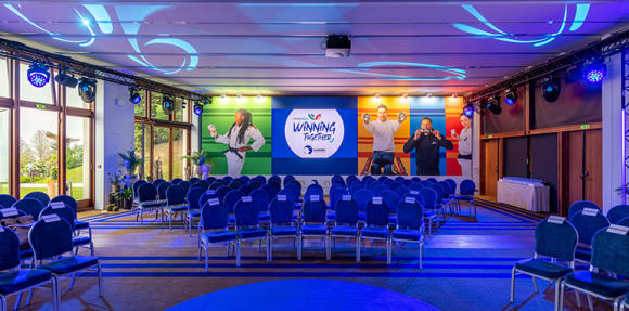 Visuels salle de réunion-HR-salon léman 4.png