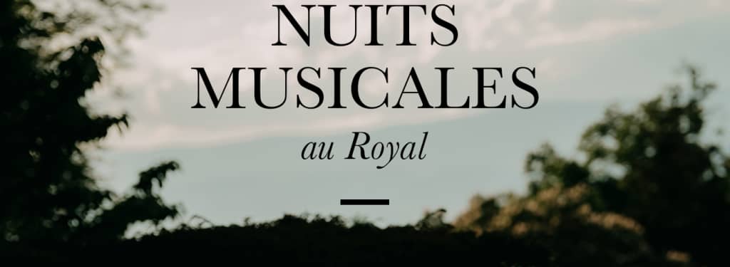 Hôtel Royal, 5 étoiles à Evian - Vue du lac Léman floutée, Nuits Musicales