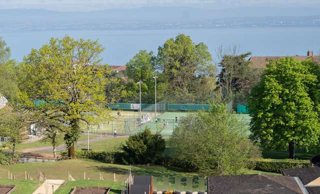 Hôtel La Verniaz, 4 étoiles à Evian - Club de tennis d'Evian proche de l'hôtel