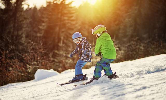 HUB_Family Resort_Kids_Slider 1_Ski.jpg