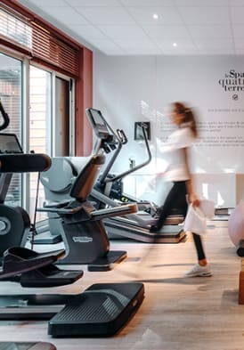 Hôtel Ermitage, 4 étoiles à Evian - Salle de sport de l'hôtel avec machines