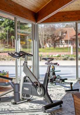 Hôtel La Verniaz, 4 étoiles à Evian - Salle de fitness vitrée à la Verniaz