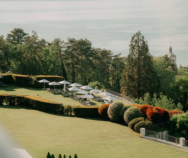 Hôtel Royal, 5 étoiles à Evian - Esplanade de l'hôtel face au lac Léman