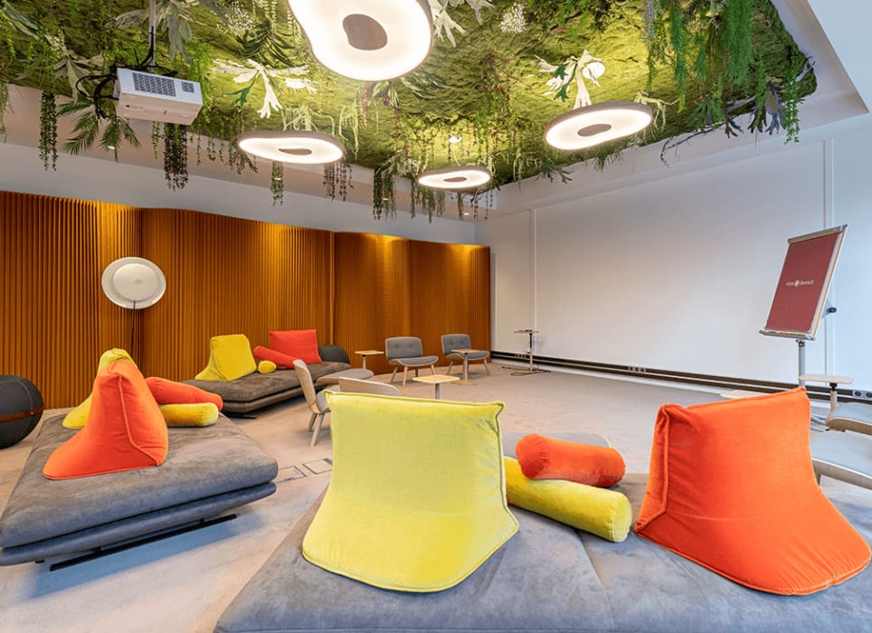 Bloc builder slider 1-EVENTS-HE-La Canopée 3.png