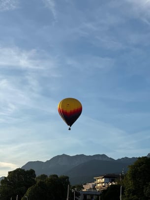 HUB_Bureau des Guides_Moodboard_1.jpg