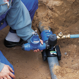 AVK Stikledningsventil med indstiksmuffer 32 mm.