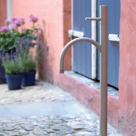 Frostline Classic vattenpost, 79,5 cm, rostfritt stål