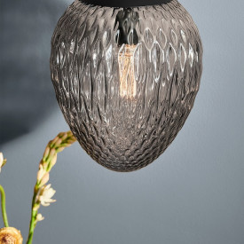 Halo Design Woods pendellampe, røykfarget, Ø20 cm