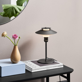 Halo Design 1123 bordlampe, sort