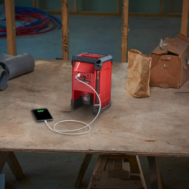 Milwaukee M12 RCDAB+-0 radio og lader