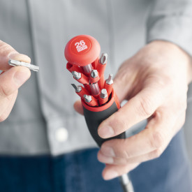 Wiha LiftUp bitskruvmejsel med 13 dubbelbits