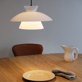 Dyberg Larsen Valby pendellampe, Ø20 cm