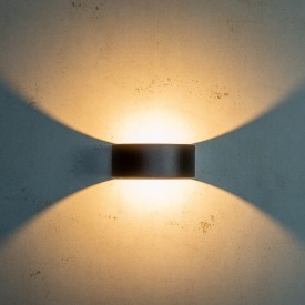 Dyberg Larsen Circle utomhus vägglampa