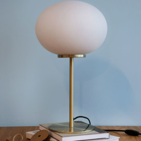 Dyberg Larsen Queen bordslampa, mässing