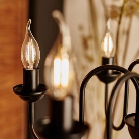 Philips CorePro E14 mignonpære, vindkast, 2700K, 2W