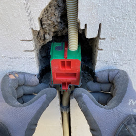 10 stk Clips til indmuringsdåse