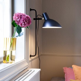 Halo Design Metropole Grande vegglampe, sort
