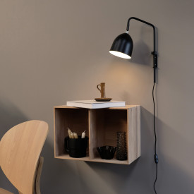 Dyberg Larsen Easton vegglampe