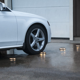 Star Trading solcellelampe til indkørslen