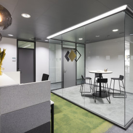 Ledvance dekkskinne for medium aluprofil 3, spesial aluprofil 1, flat aluprofil 3 og 4, opal, 2 meter