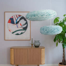 Umage Eos Esther lampeskjerm med fjær, lyseblå, Ø60 cm