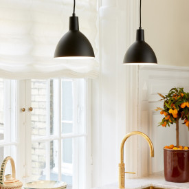 Halo Design Metropole pendellampe, svart, Ø25 cm