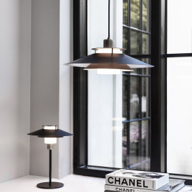 Halo Design Rivoli bordlampe, sort/kobber