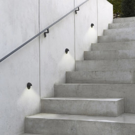 Astro Tivola udendørs væglampe