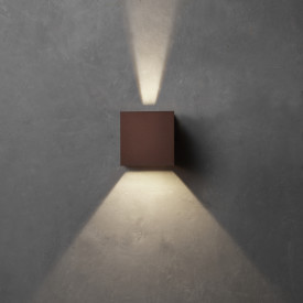 Toscana vegglampe 2x10W 3000K dimbar, corten