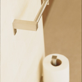 Cosmic Metric reservpappershållare, borstat rostfritt stål