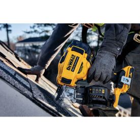 DEWALT 18V XR tromlesømspistol DCN45RND2-QW, 2 x 18 V/2,0 Ah