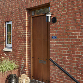 Hübsch Suburb utelys vegg