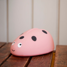 Filibabba Mariehøna Lullu barnelampe