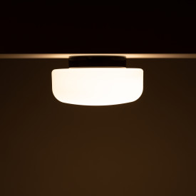 Ifö Electric Solenne loft-/væglampe, sort, Ø32 cm