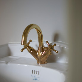 Toni Christiansborg håndvaskarmatur, messing