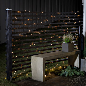 Konstsmide lysnett utendørs, batteri, 80 ravfargede lys, 160 x 80 cm