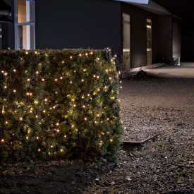 Konstsmide lyslenke utendørs, batteri, 240 ravfargede lys, 23,9 meter