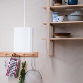 Dyberg Larsen Wum pendel, hvid, Ø16 cm