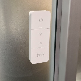 HiluX usynligt beslag til Hue Dimmer Switch V2