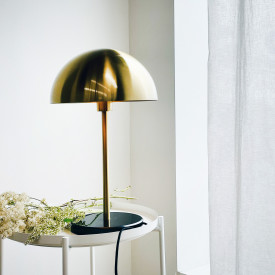Dyberg Larsen Nancy bordlampe