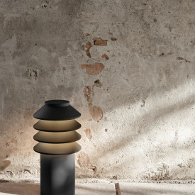 Louis Poulsen Bysted Garden pullert, base, svart, lav