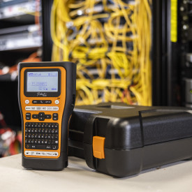 brother labelprinter PT-E560BTSP, i kuffert med 4 rl. tape