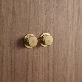 Vola A83 spolknappset, mässing