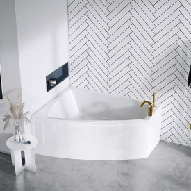 Strømberg Nordum hjørne badekar med carronit, venstre