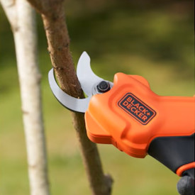 BLACK & DECKER 18v beskæresaks BCPP18D1-QW Incl batteri og lader