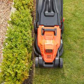 BLACK & DECKER 1800w plæneklipper 42 cm BEMW481BH-QS
