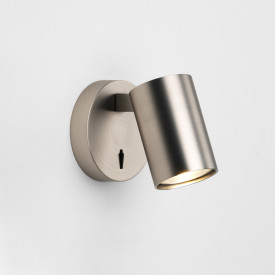 Astro Ascoli Single væglampe, med afbryder, aluminium