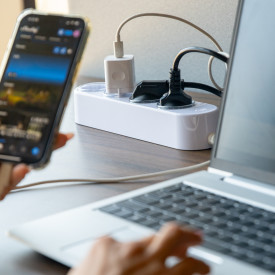 Shelly Gen4 stikdåse, Wi-Fi & Zigbee, hvid